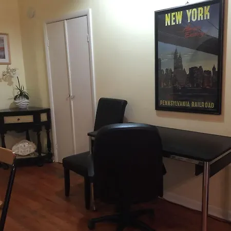 Hells Kitchen Apartment